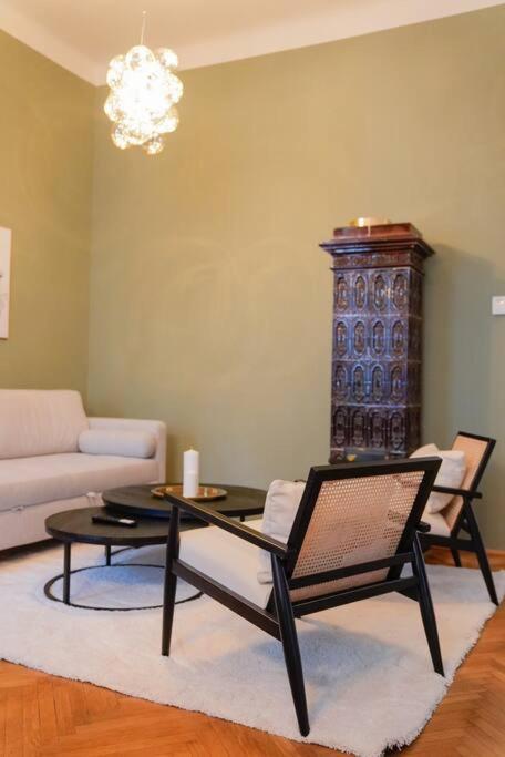 וינה Boutique Suite Near Museum District מראה חיצוני תמונה