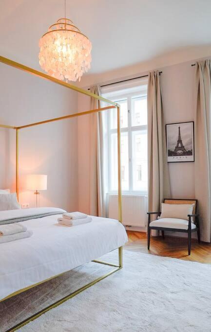 וינה Boutique Suite Near Museum District מראה חיצוני תמונה