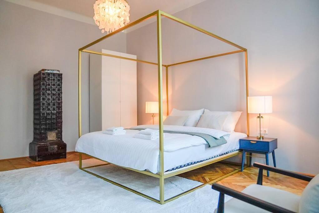 וינה Boutique Suite Near Museum District מראה חיצוני תמונה