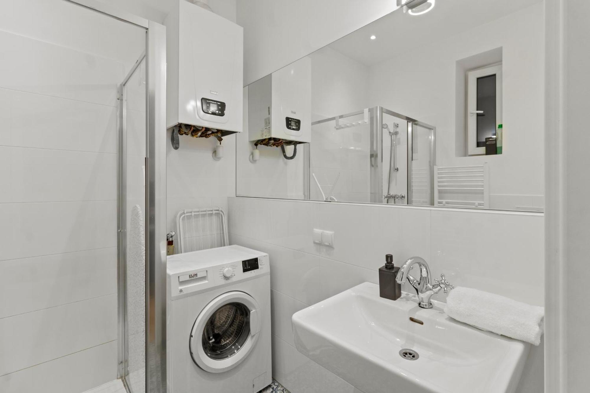 וינה Boutique Suite Near Museum District מראה חיצוני תמונה
