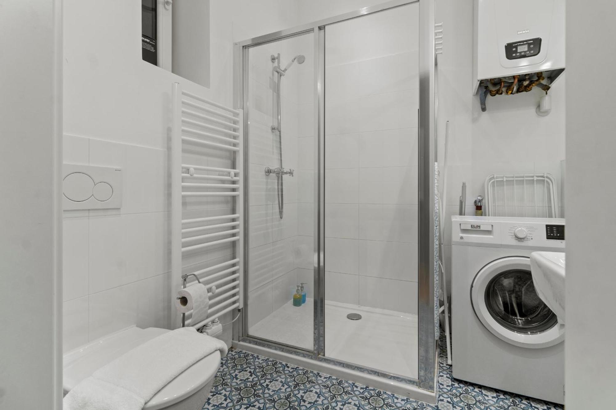 וינה Boutique Suite Near Museum District מראה חיצוני תמונה
