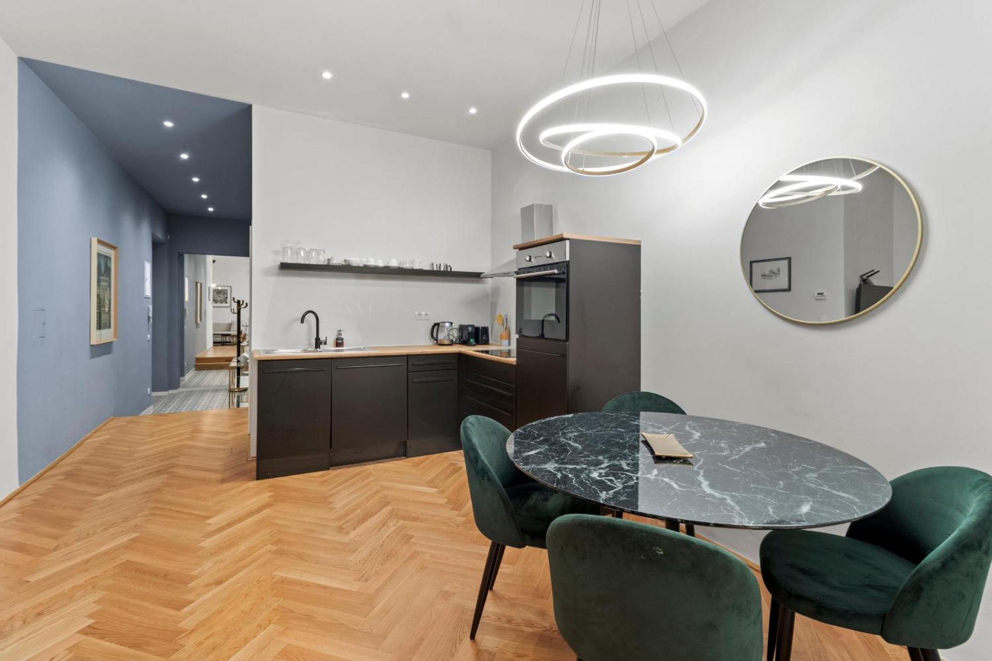 וינה Boutique Suite Near Museum District מראה חיצוני תמונה
